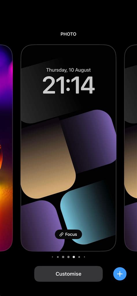 Customize Your Lock Screen using These iOS Live Wallpapers