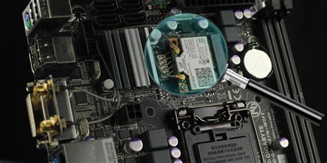 Easily Check the Make and Model of Your Computer’s Motherboard