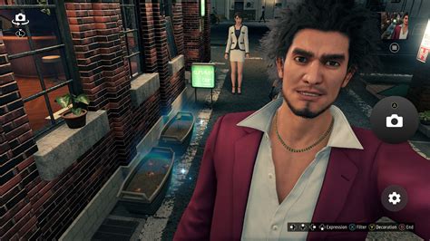 How to do gardening in Yakuza: Like a Dragon