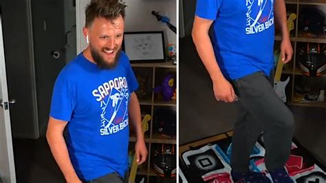 Rudeism is using DDR mats to conquer Hardcore Self-Found WoW