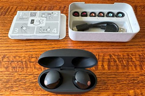 Sony WF-1000XM5: What’s in the Box