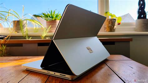 Surface Laptop Studio 2: Design and Display